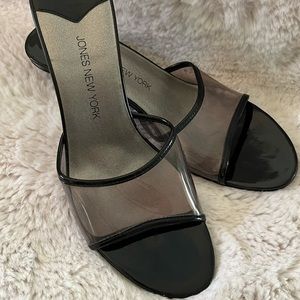 Jones New York Patent Leather Slides…NWOT